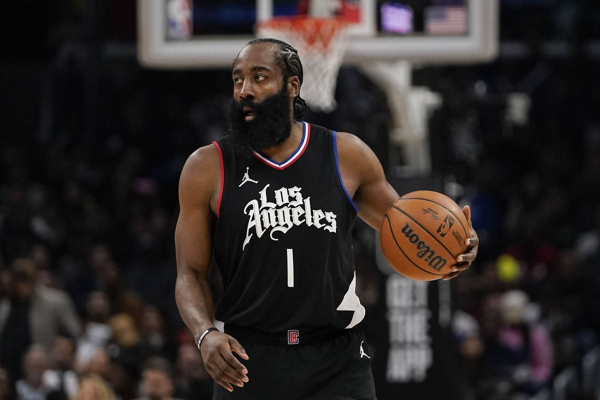 James Harden handling the ball for the LA Clippers