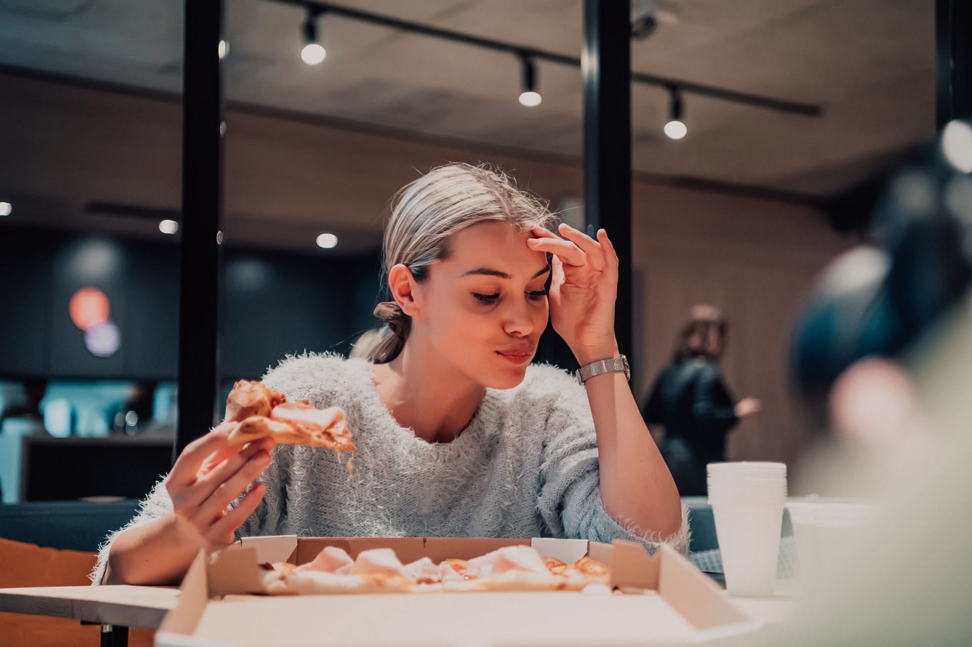 Anxious about eating in a public setting, you may be heading towards menu anxiety. (Image via Vecteezy/ Benis Arapovic)