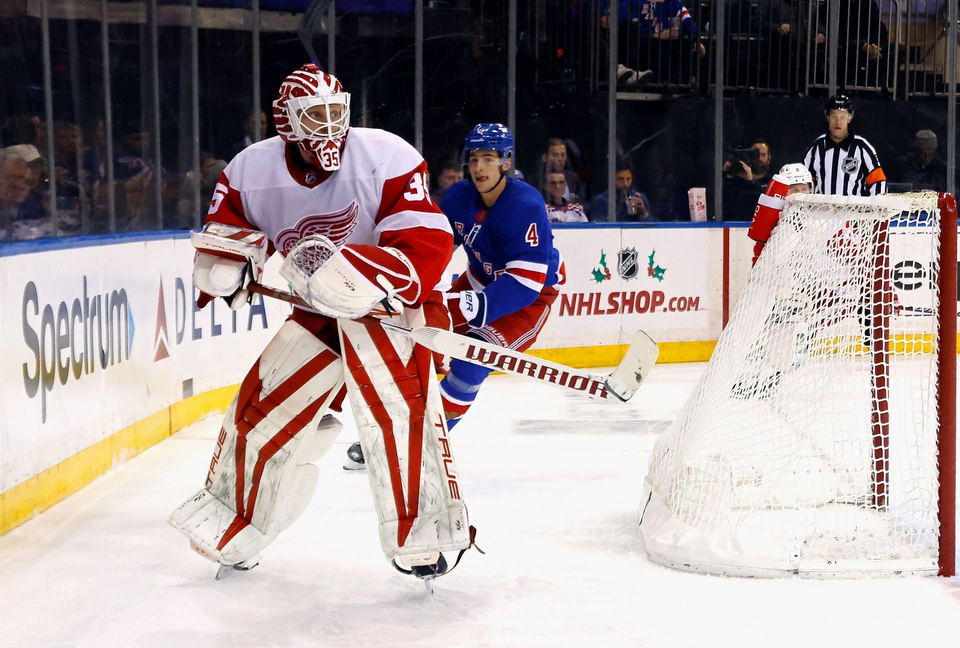 Ville Husso, Detroit Red Wings