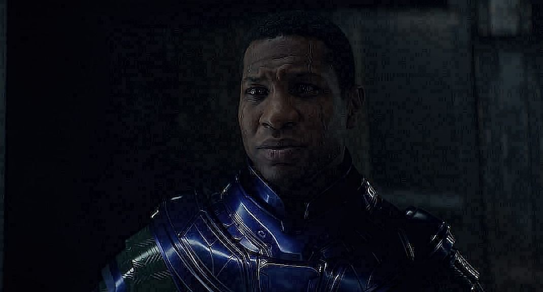 How tall is Jonathan Majors?