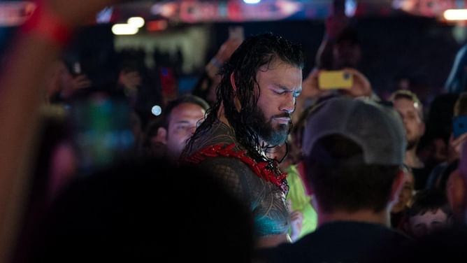 [WATCH] WWE Superstar Roman Reigns talks trash to a young fan