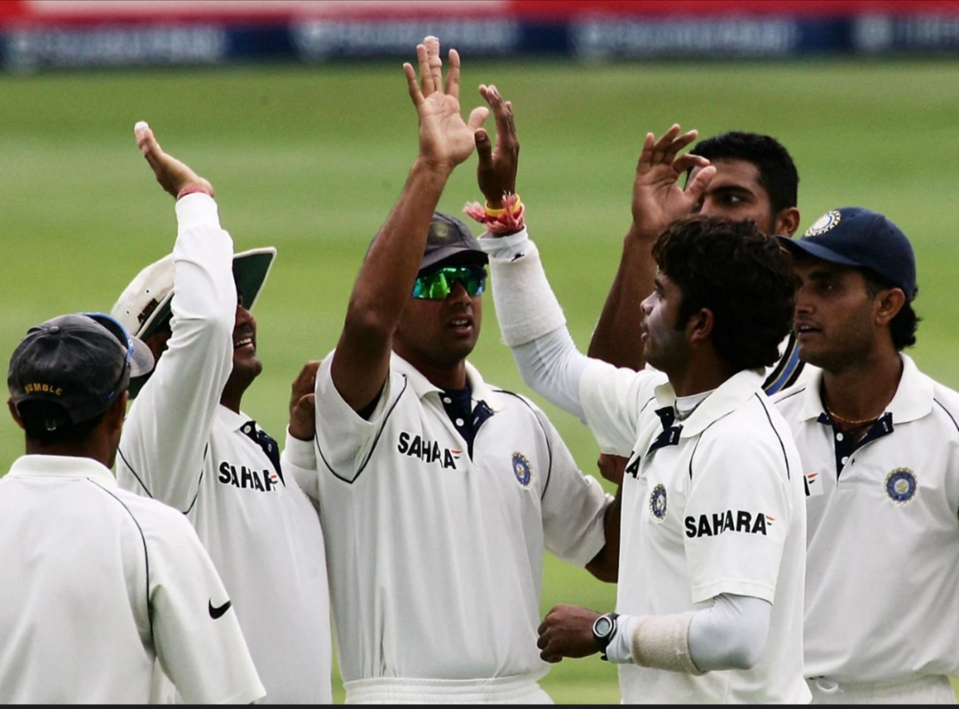 Rahul Dravid and his team vs South Africa in 2006 [Getty Images]