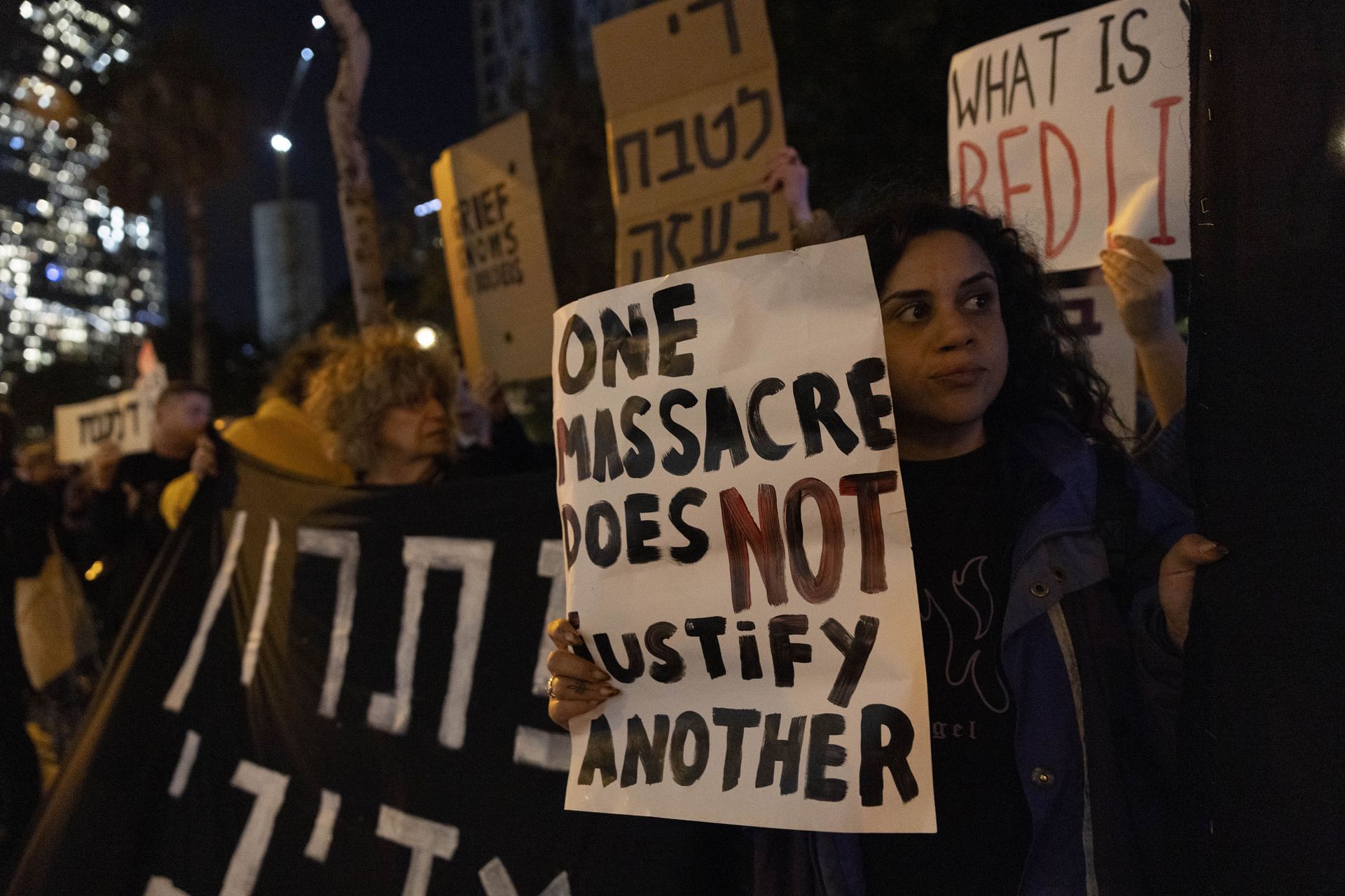 Israelis hold anti-government protests and call for a ceasefire in Gaza (Image via Getty Images)