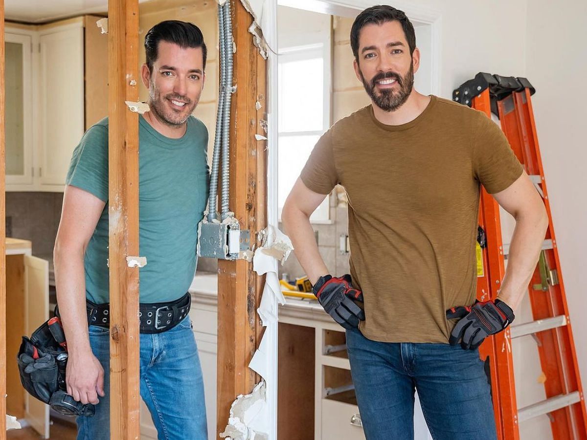 Drew and Jonathan Scott from Celebrity IOU (Image via Instagram/@mrdrewscott) 