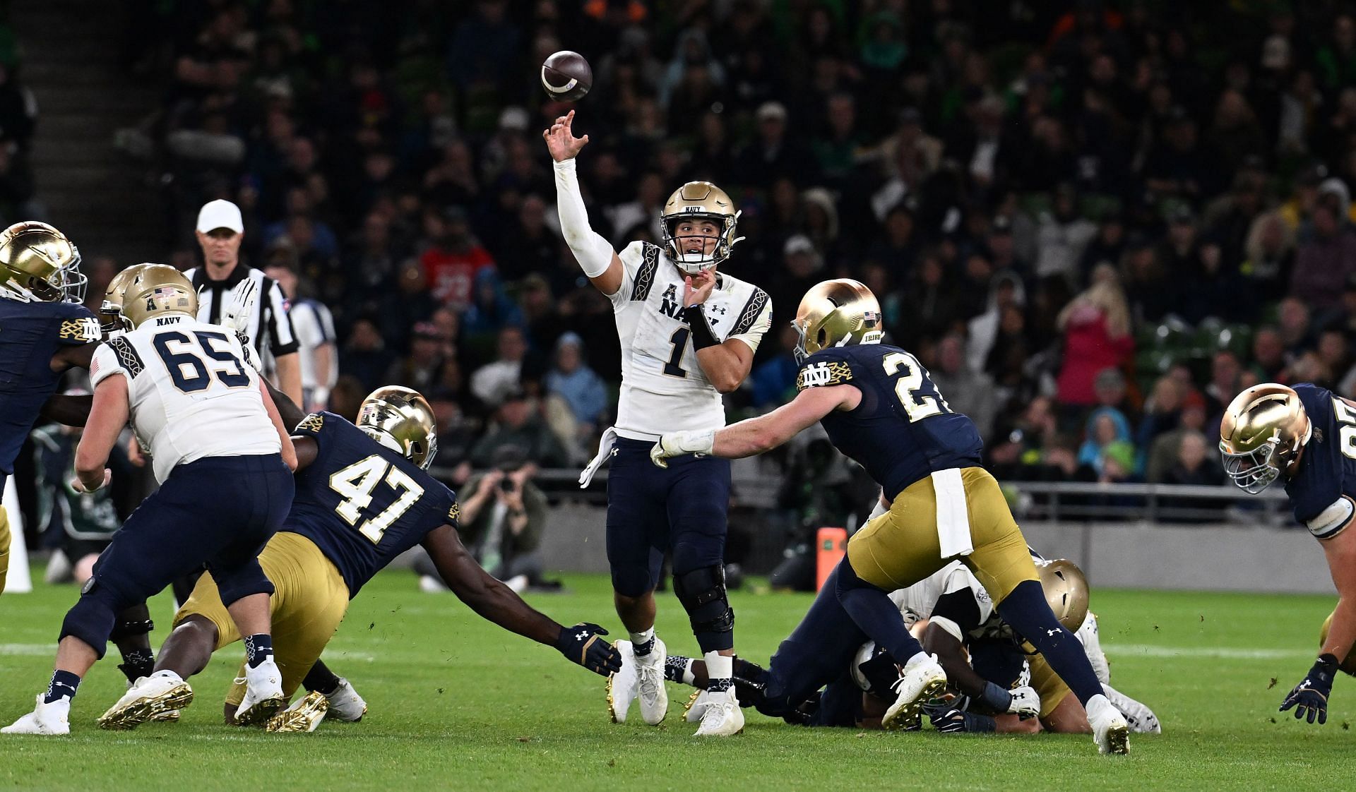 Aer Lingus College Football Classic - Notre Dame v Navy