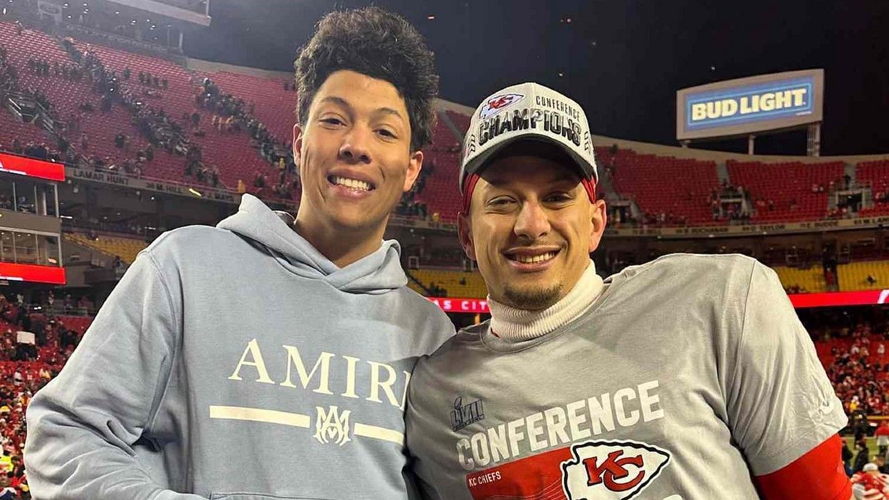 Patrick Mahomes with his younger brother Jackson Mahomes.