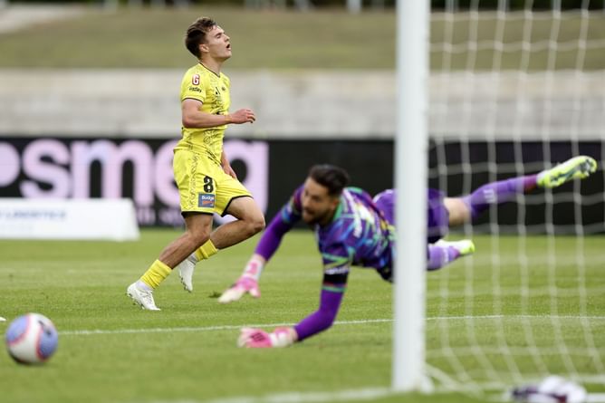 Wellington vs Newcastle Jets Prediction and Betting Tips | 9th December 2023