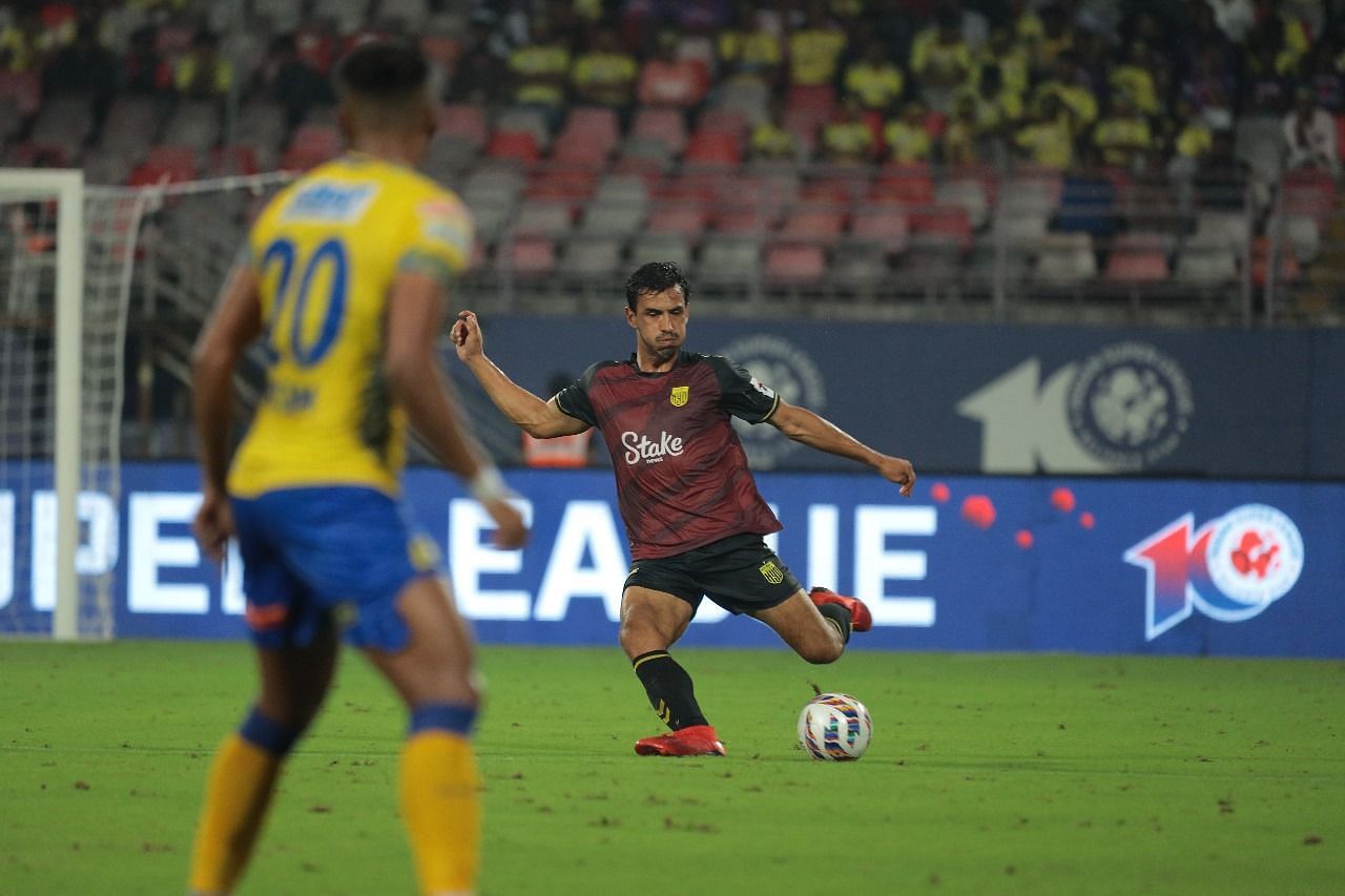 Oswaldo Alanis in action for Hyderabad FC against Kerala Blasters earlier this season. (HYD)
