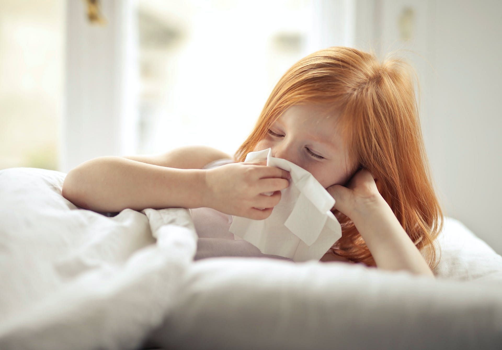 Signs of pneumonia in children includes coughing, chest pain, and more. (Image via Pexels/Andrea Piacquadio)