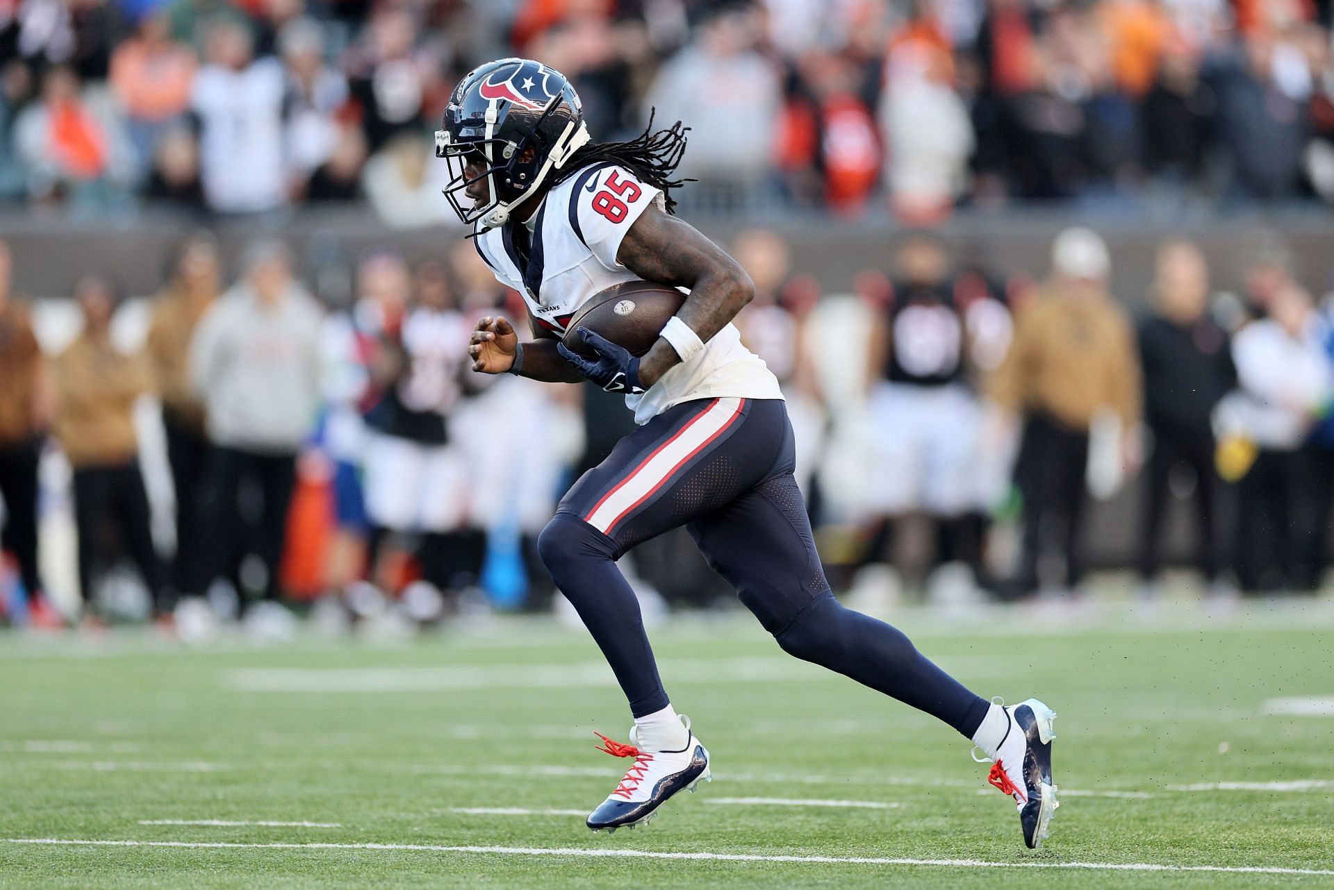 Noah Brown runs a route v Cincinnati Bengals