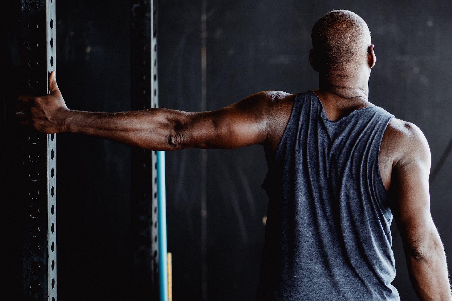 Stretches for shoulders are very effective in relieving pain (Image via Pexels/Ketut Subiyanto)