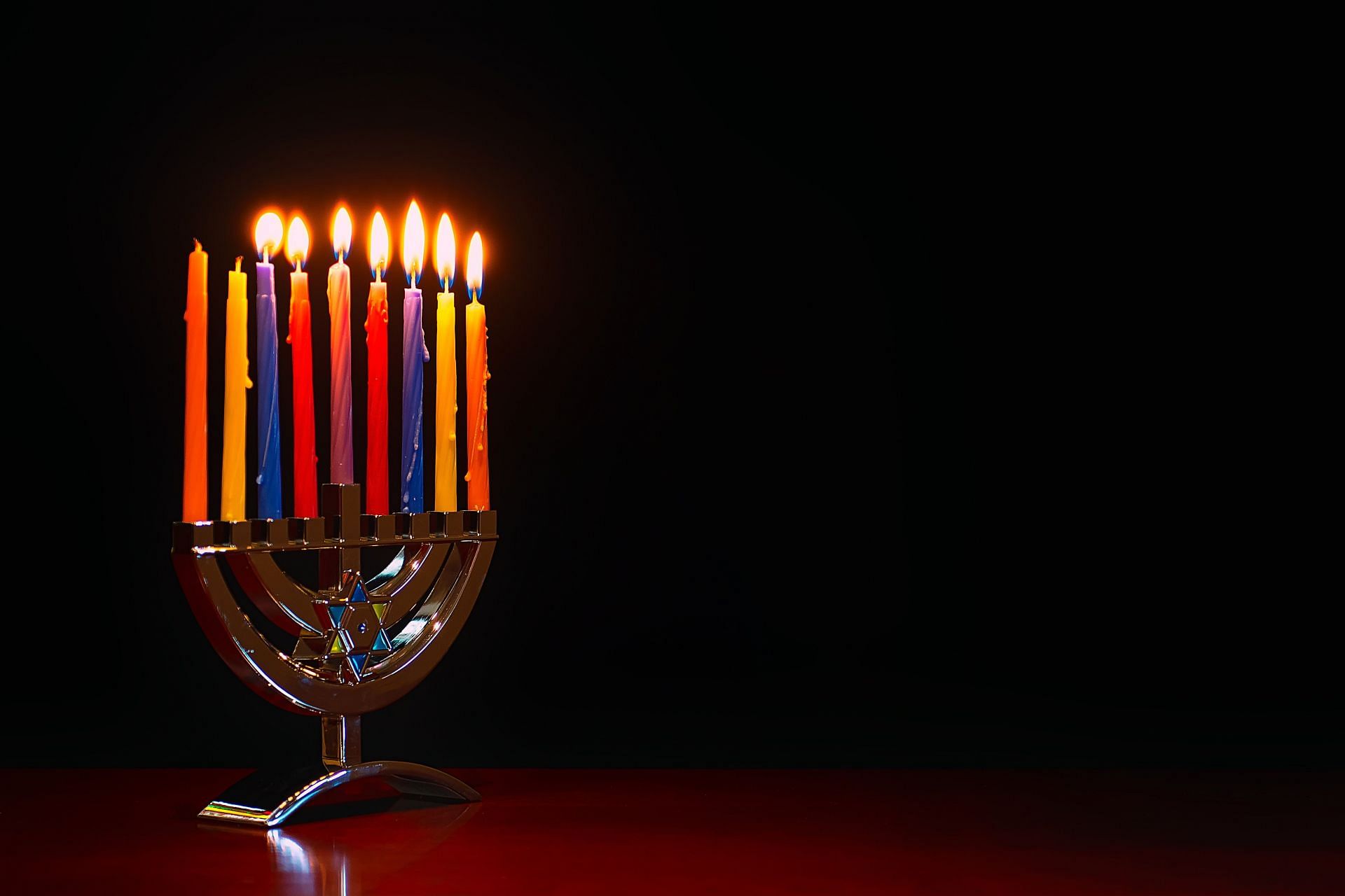 Traditional Hanukkah (Image via Unsplash/Robert)