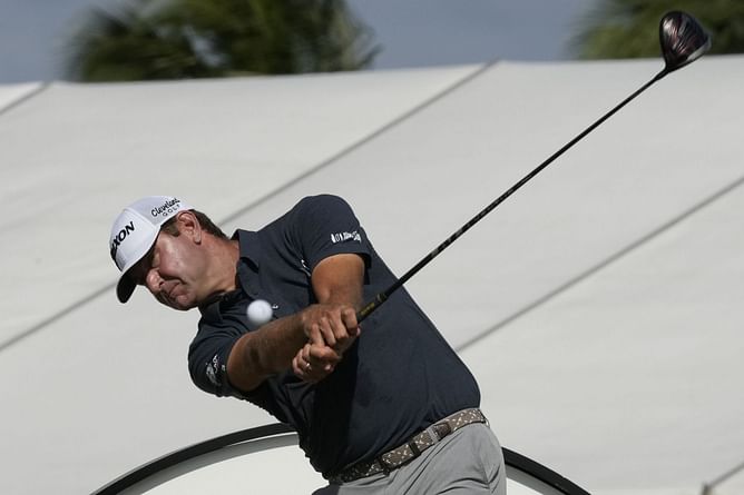 Lucas Glover illustrates key differences in golf balls that have been dialled back