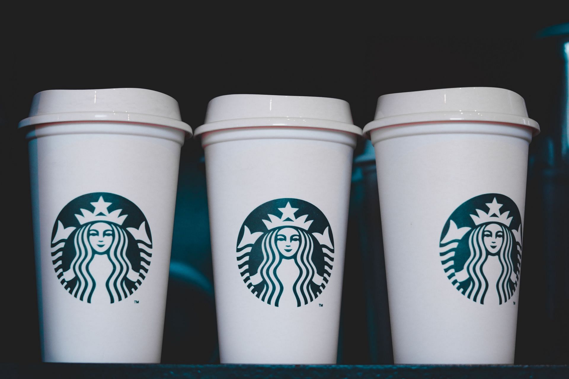 Cups of coffee (Image via Unsplash/Kevs)