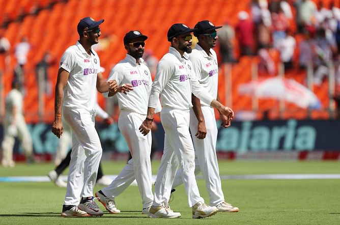 IND vs ENG : भारत-इंग्लैंड टेस्ट सीरीज में कौन मारेगा बाजी, पूर्व इंग्लिश दिग्गज ने की भविष्यवाणी
