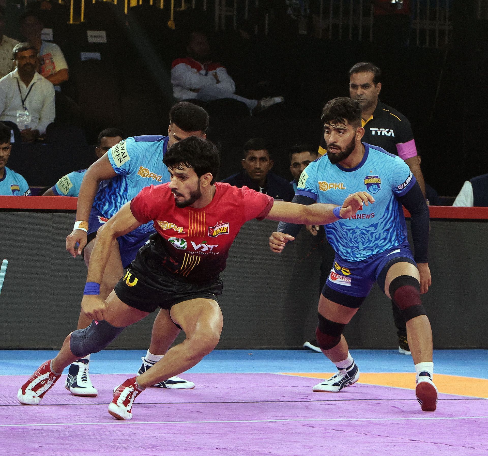 Neeraj Narwal in action (credits: PKL)