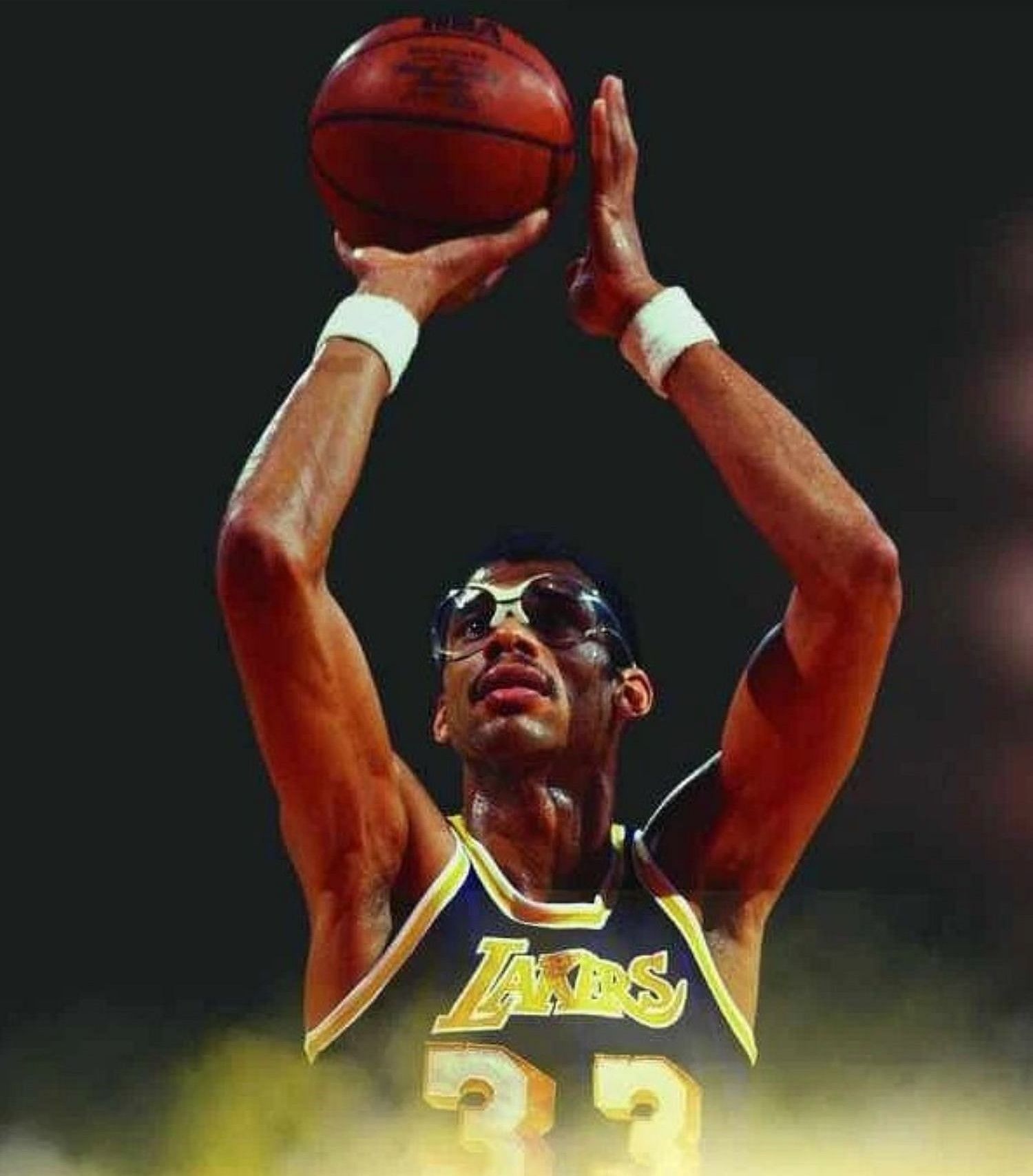 Kareem Abdul-Jabbar finished his career with 38,387 points.