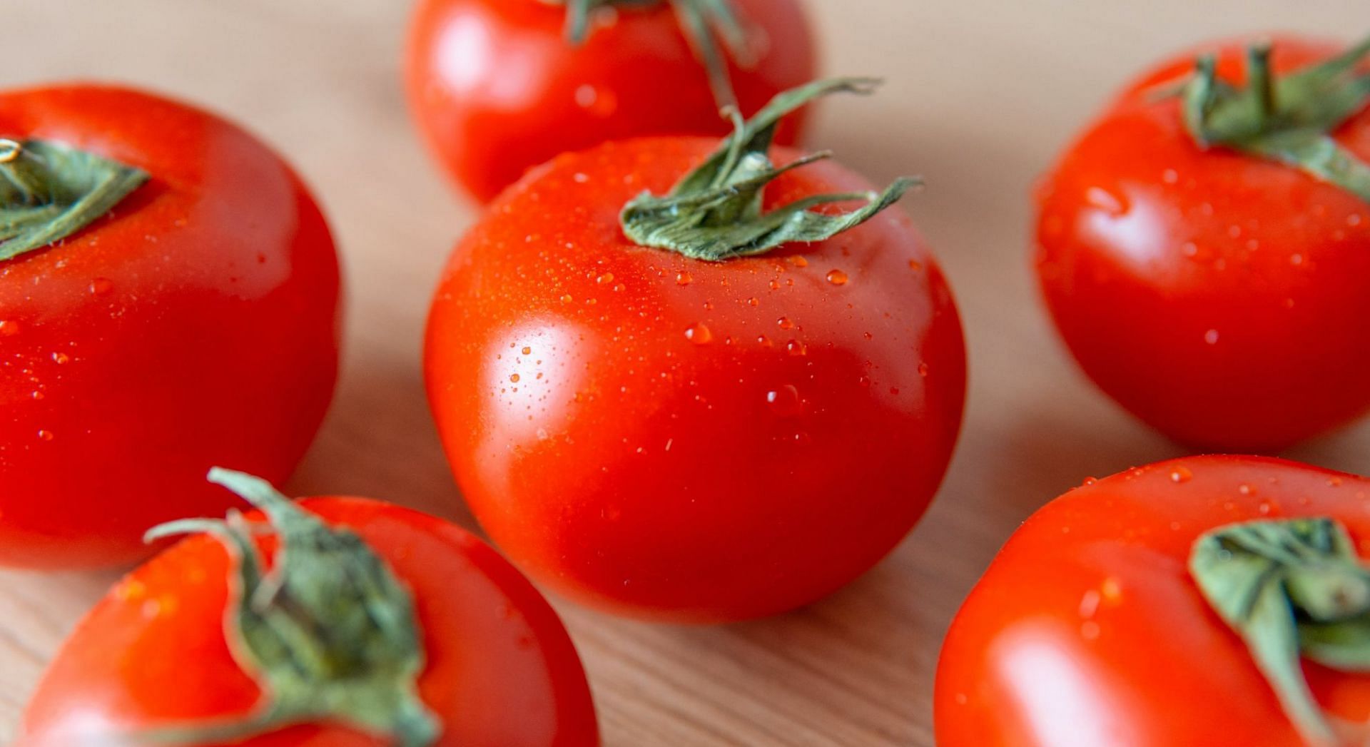 Tomatoes (Image via pexels/@Dmitry Demidov)