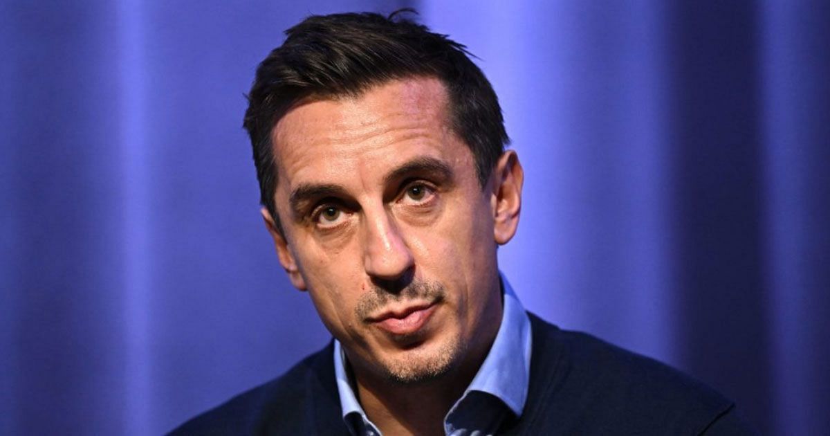 Gary Neville takes a dig at Liverpool legend Jamie Carragher