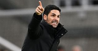 "He never looks comfortable" – Alan Shearer rips into Arsenal star for his error-strewn display in 4-3 Luton Town win