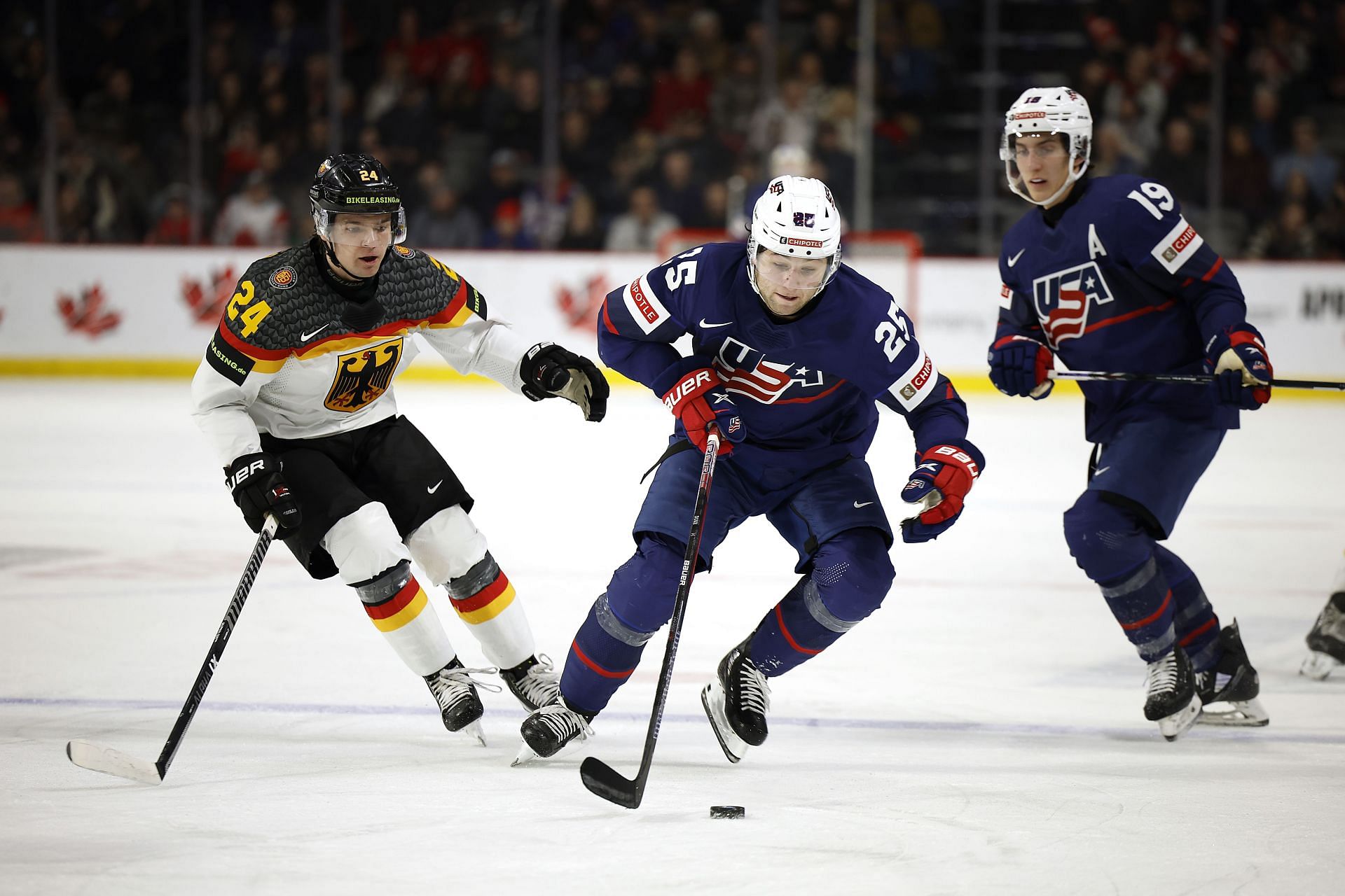 World Juniors live streams: How to watch 2022 IIHF World U20 Championship  without cable in USA, Canada | Sporting News