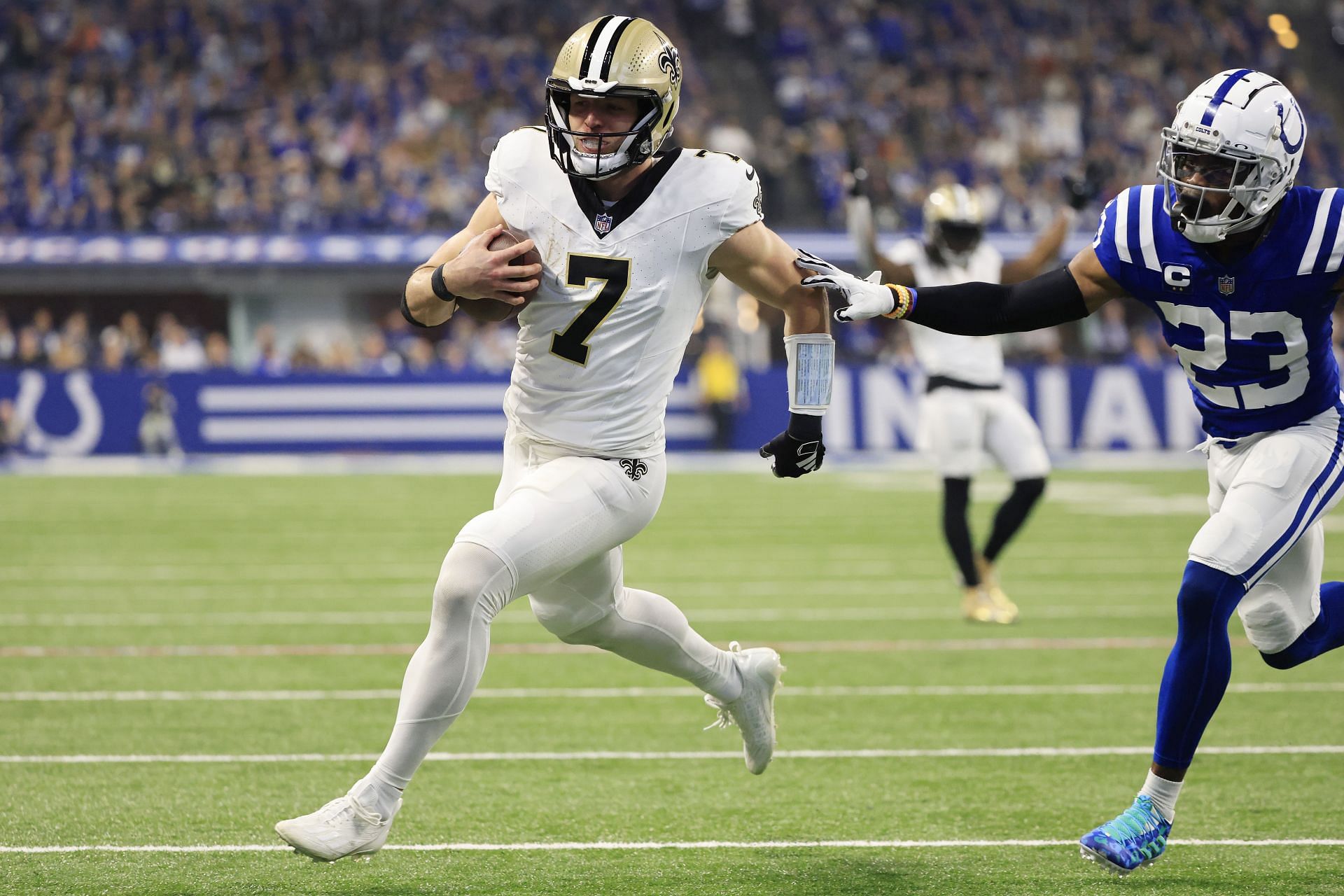 Is Taysom Hill a good fantasy pick in Week 16?