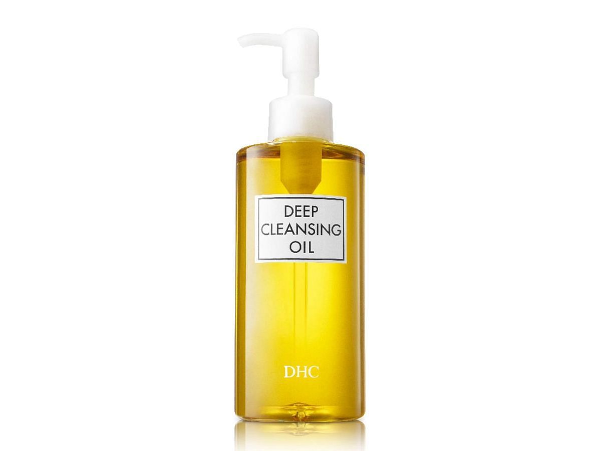 DHC Deep Cleansing Oil (Image via Amazon)