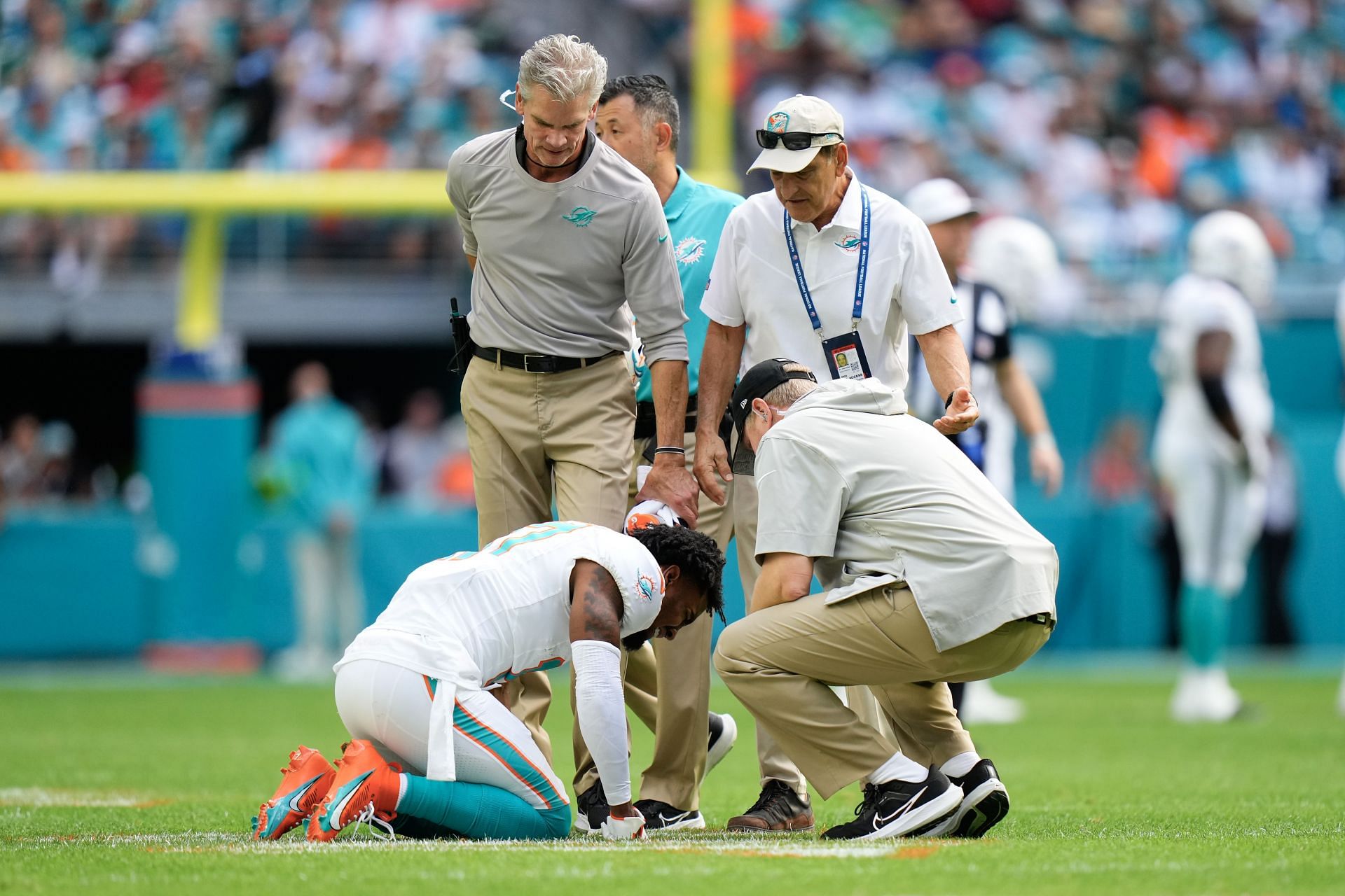 Jaylen Waddle Injury Update Vs Jets: What Happened To Dolphins WR In ...