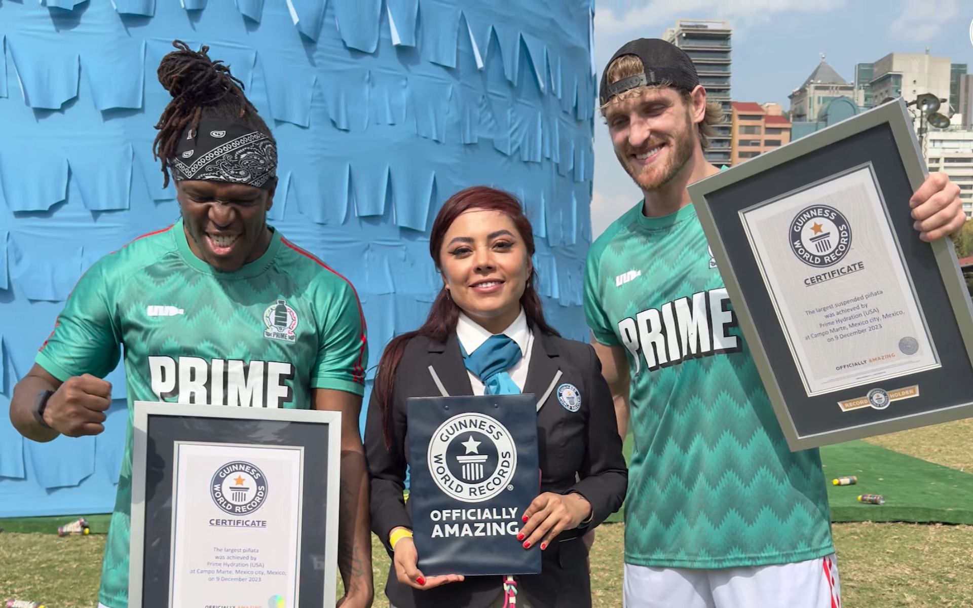 KSI and Logan Paul break the Guinness World Record (Image via YouTube/@Guinness World Record)