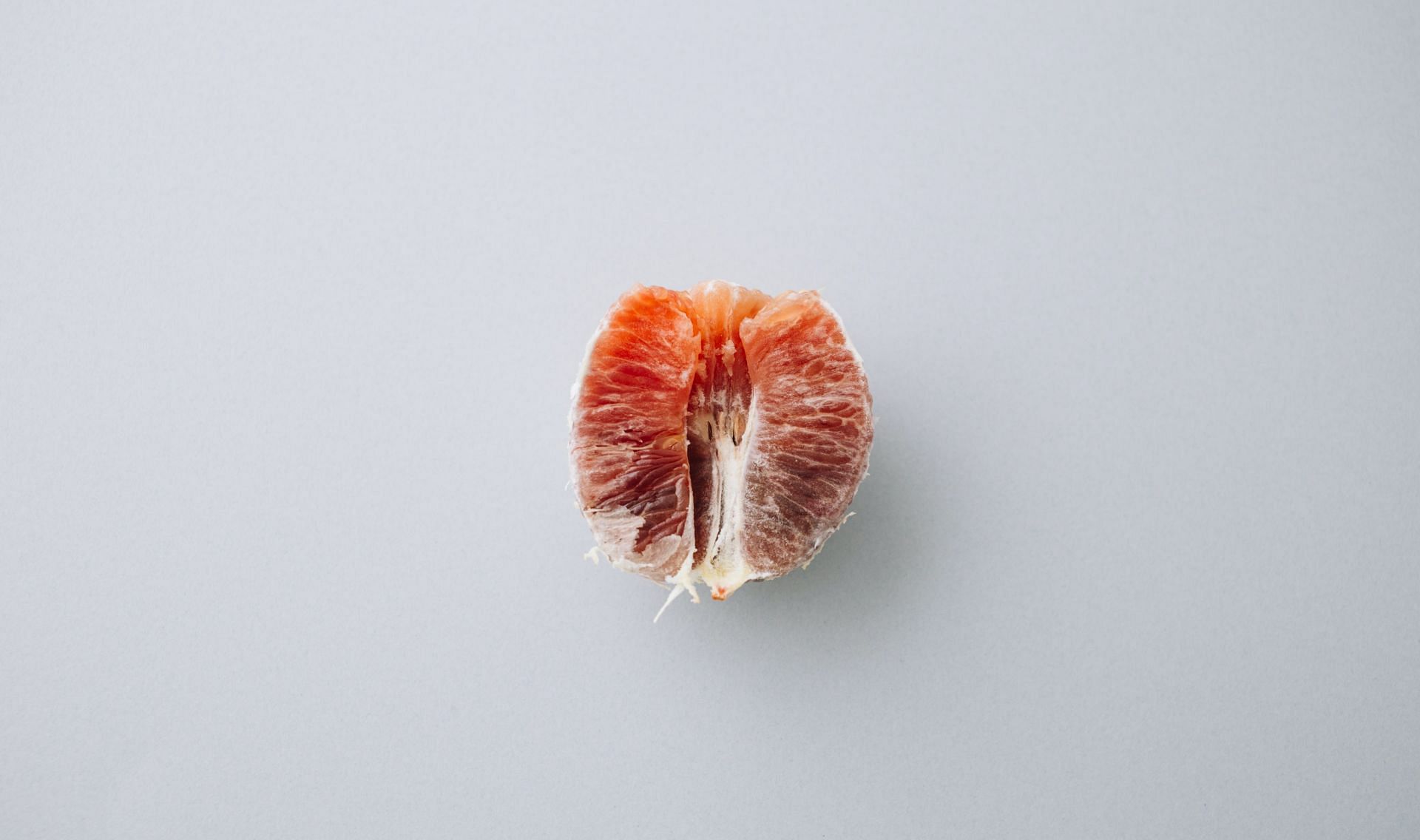 Side effects of blood orange (Image via Unsplash/Charlesdeluvio)