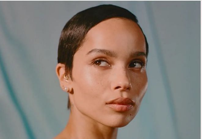 What do medical professionals have to say about Zoe Kravitz&rsquo;s looks?