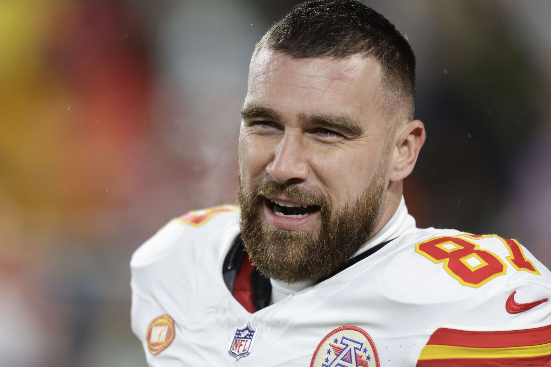 Travis Kelce at Chiefs Packers Football