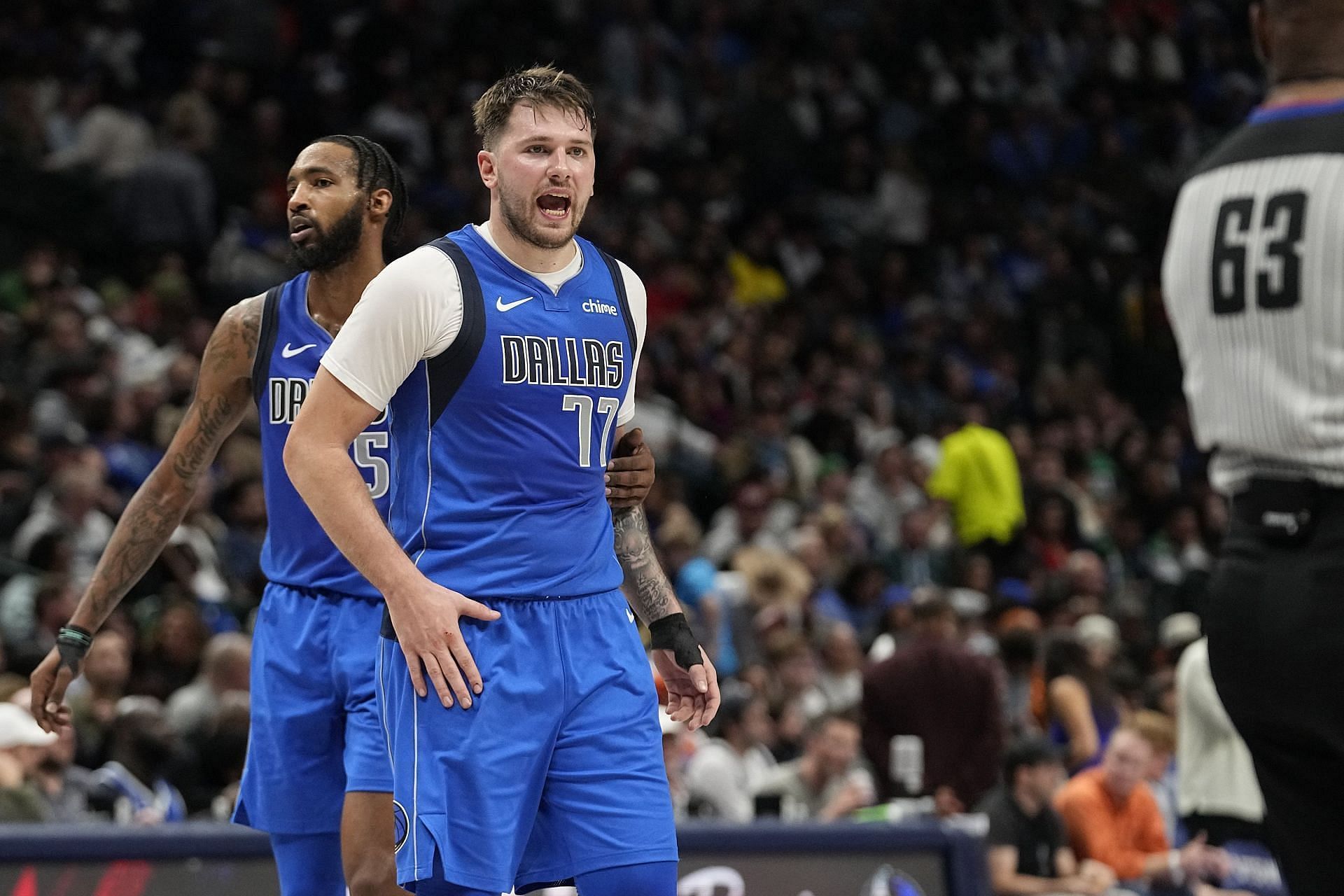 Luka Doncic sinks a deep 3 to become 6th youngest and 7th fastest player to 10,000 NBA career points