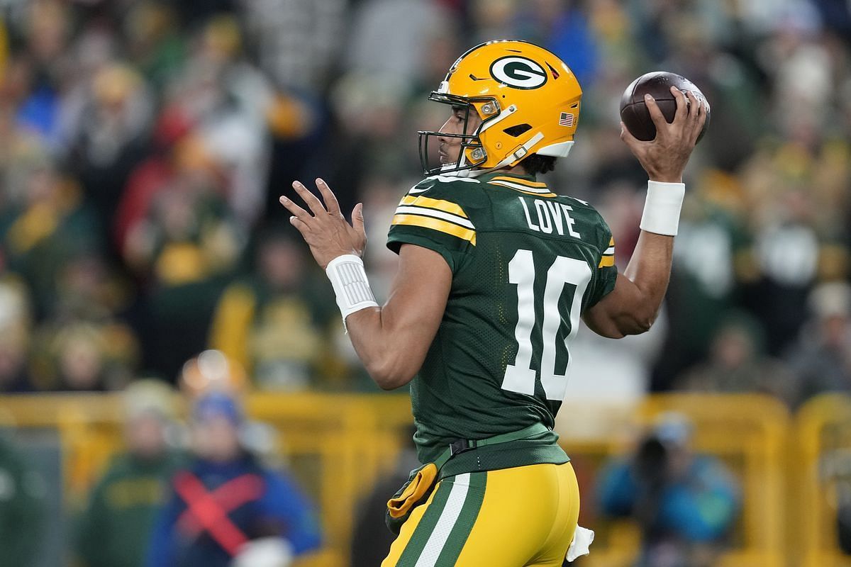 Jordan Love will start as the Green Bay Packers QB in Week 14 of the 2023 NFL season