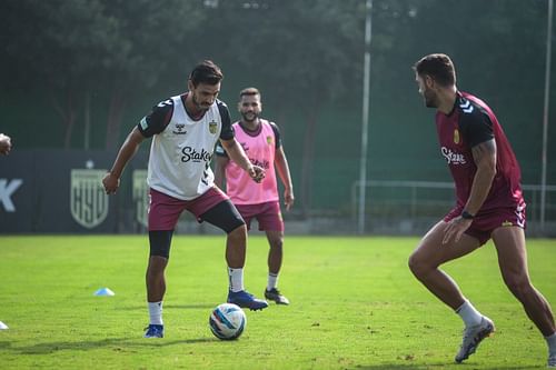 Oswaldo Alanis in training for Hyderabad FC. (HYD)