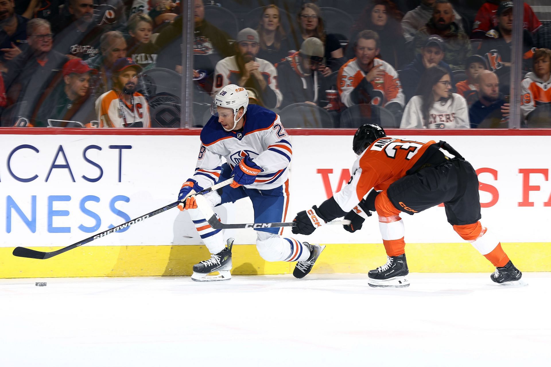 Edmonton Oilers v Philadelphia Flyers