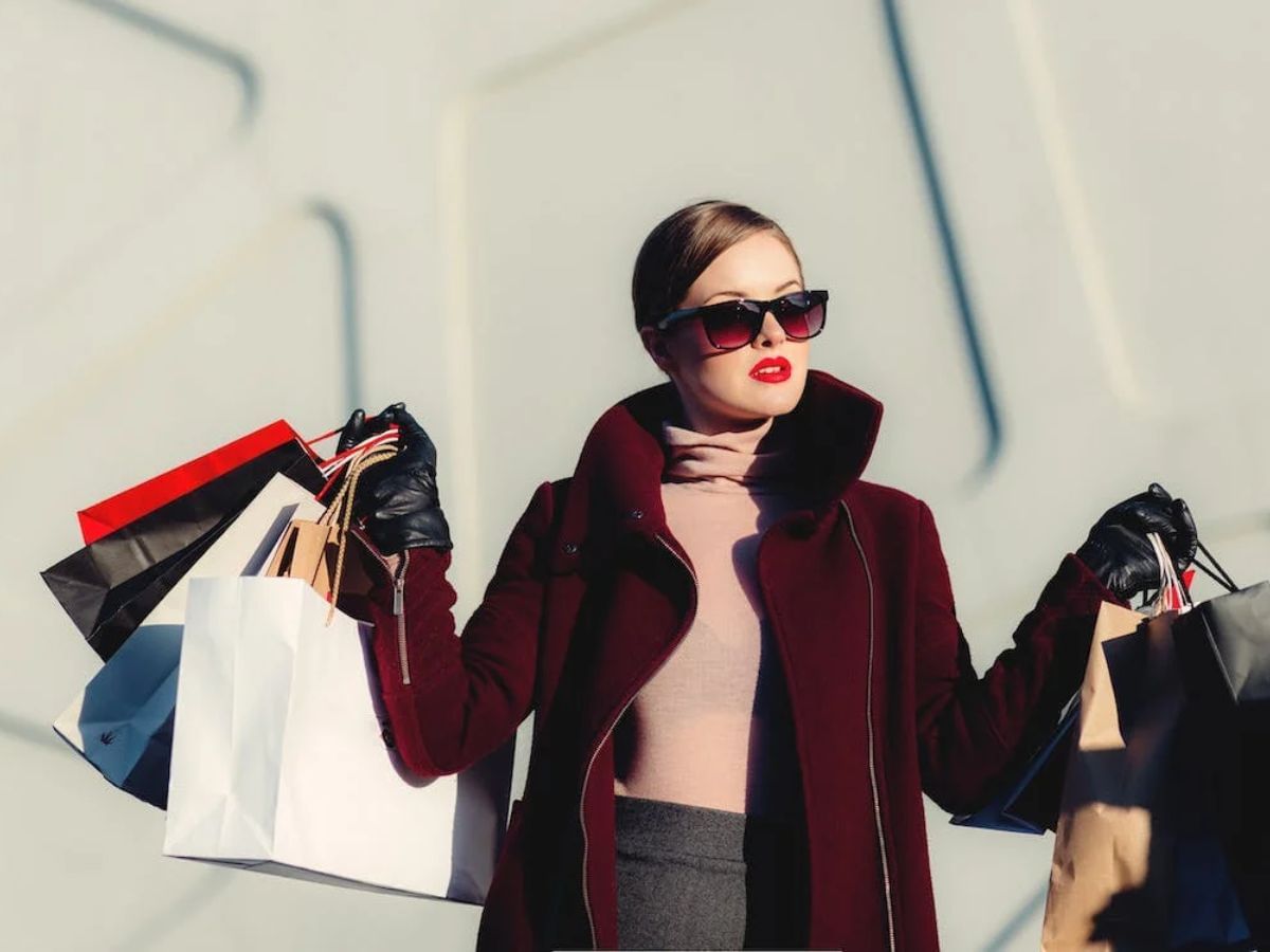 Be Strategic in Shopping (Image via pexels/@freestocks.org)