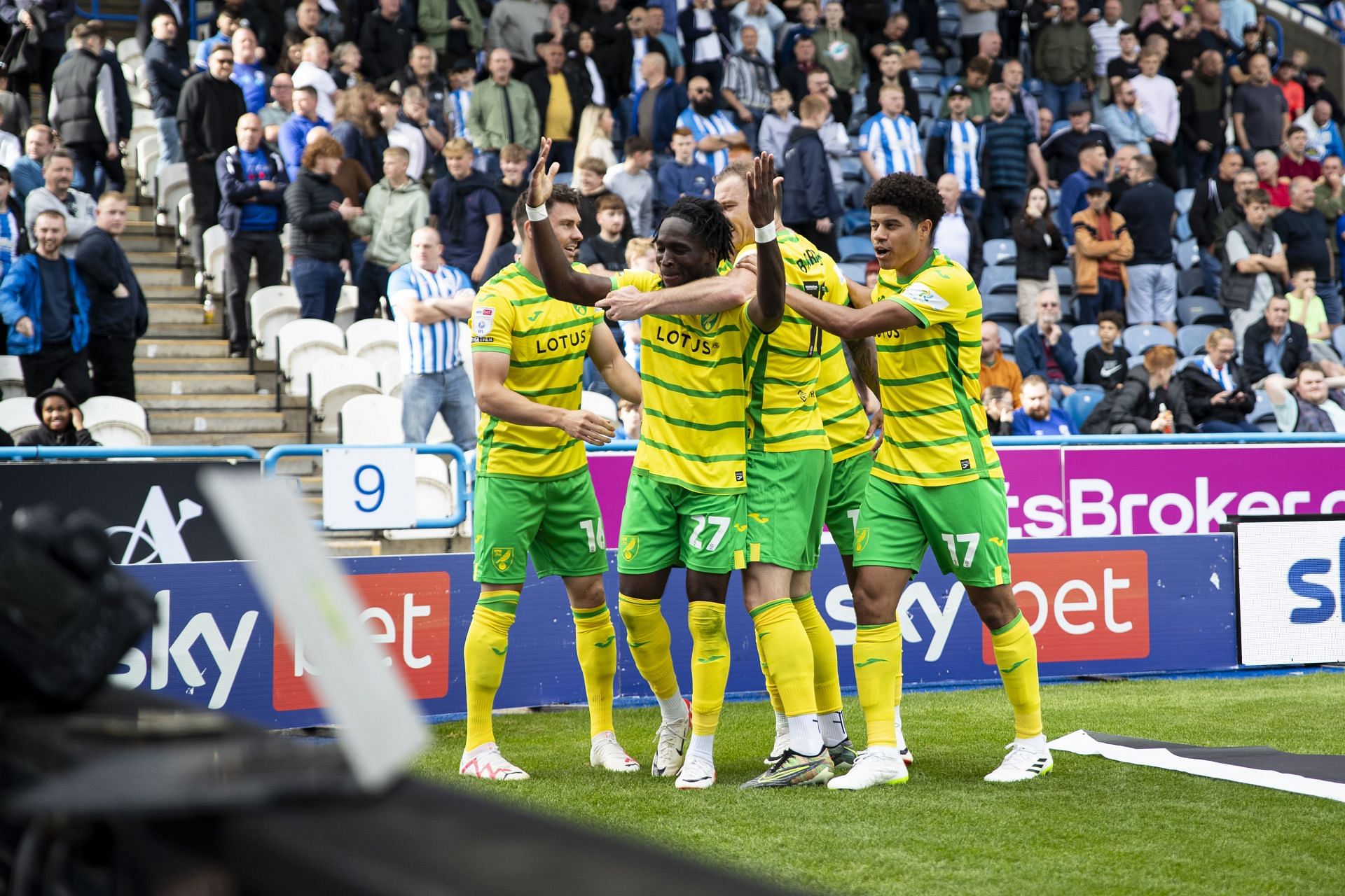 Huddersfield Town v Norwich City - Sky Bet Championship