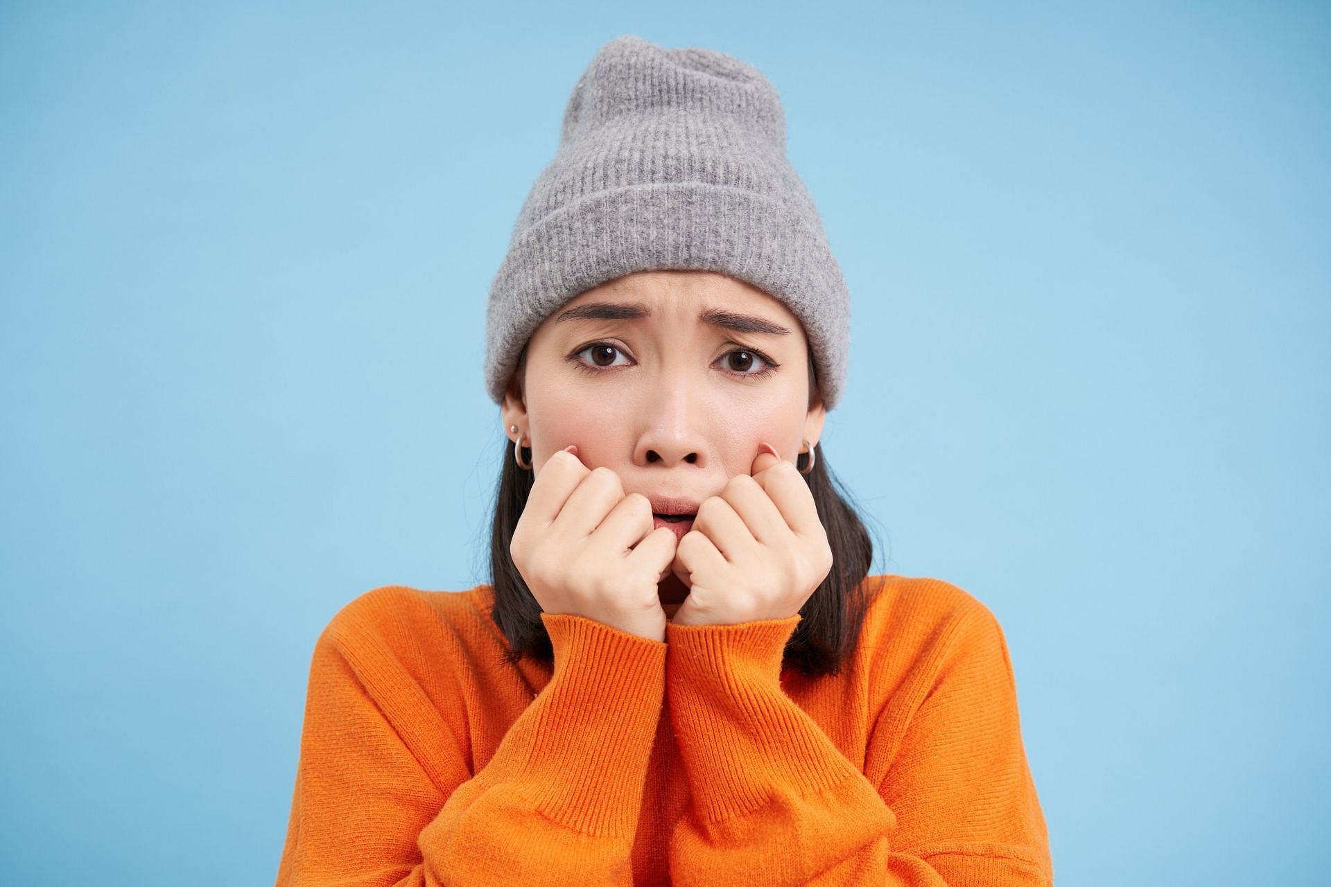 Always fearing developing a disease or condition? Here is how hypochondriasis has taken you under its control. (Image via Vecteezy/ Mix and match studio)