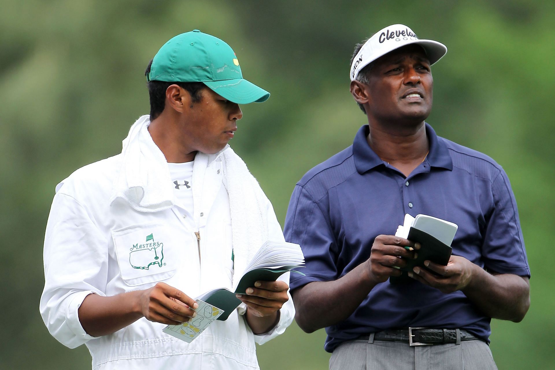 Vijay Singh and Qass Singh (Image via Jamie Squire/Getty Images)