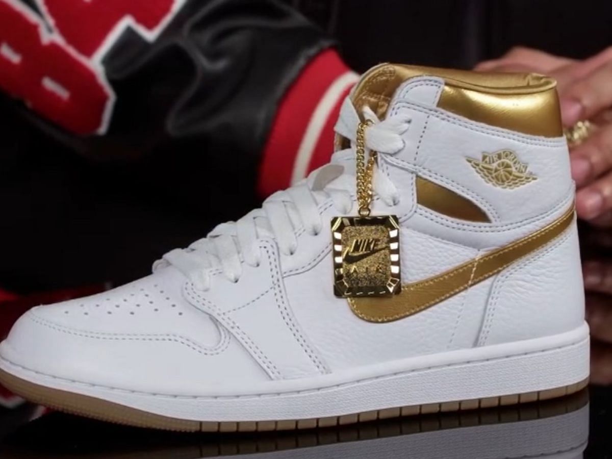 Air Jordan 1 High OG WMNS &ldquo;Metallic Gold&rdquo; 9Image via SBD)