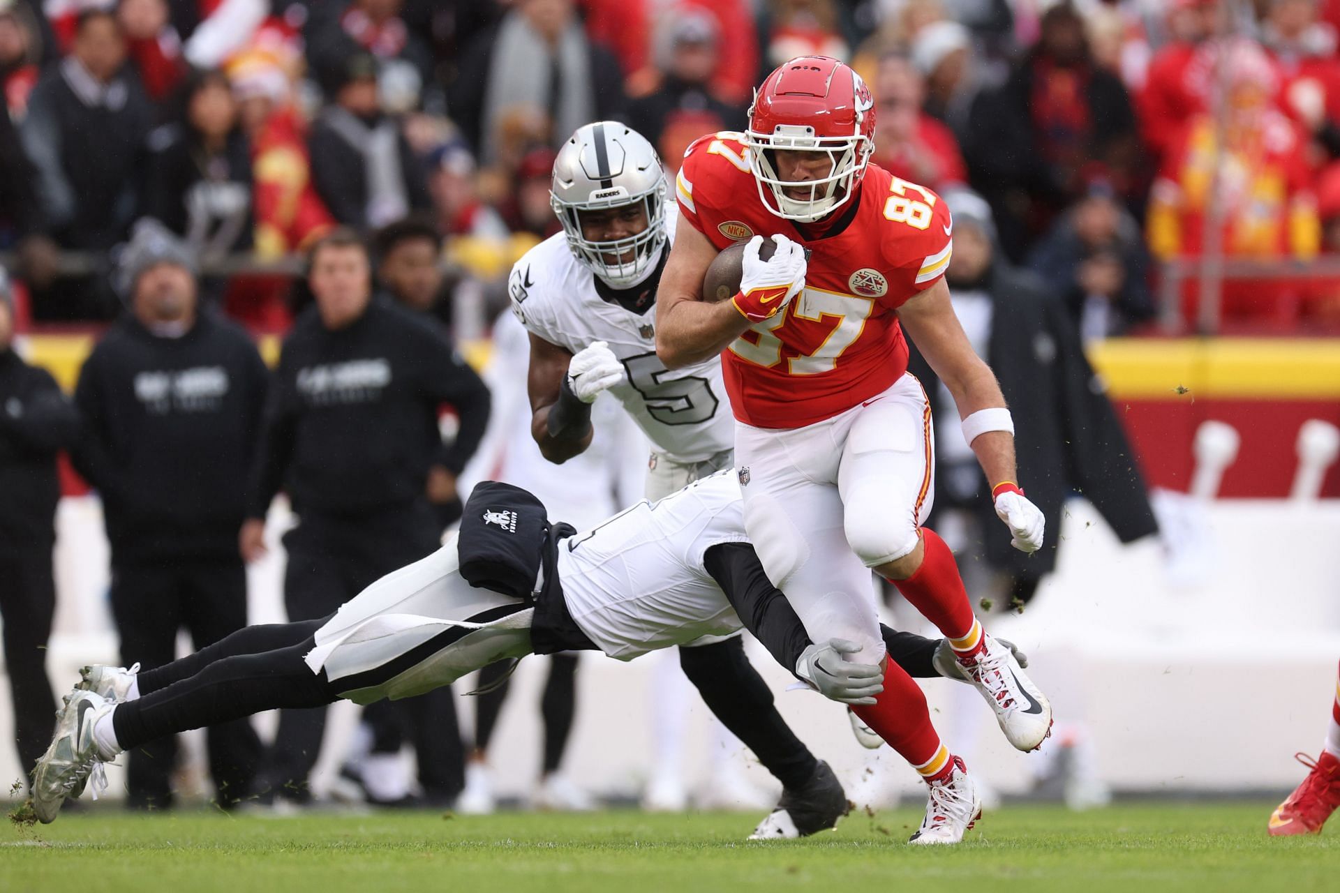 Las Vegas Raiders v Kansas City Chiefs