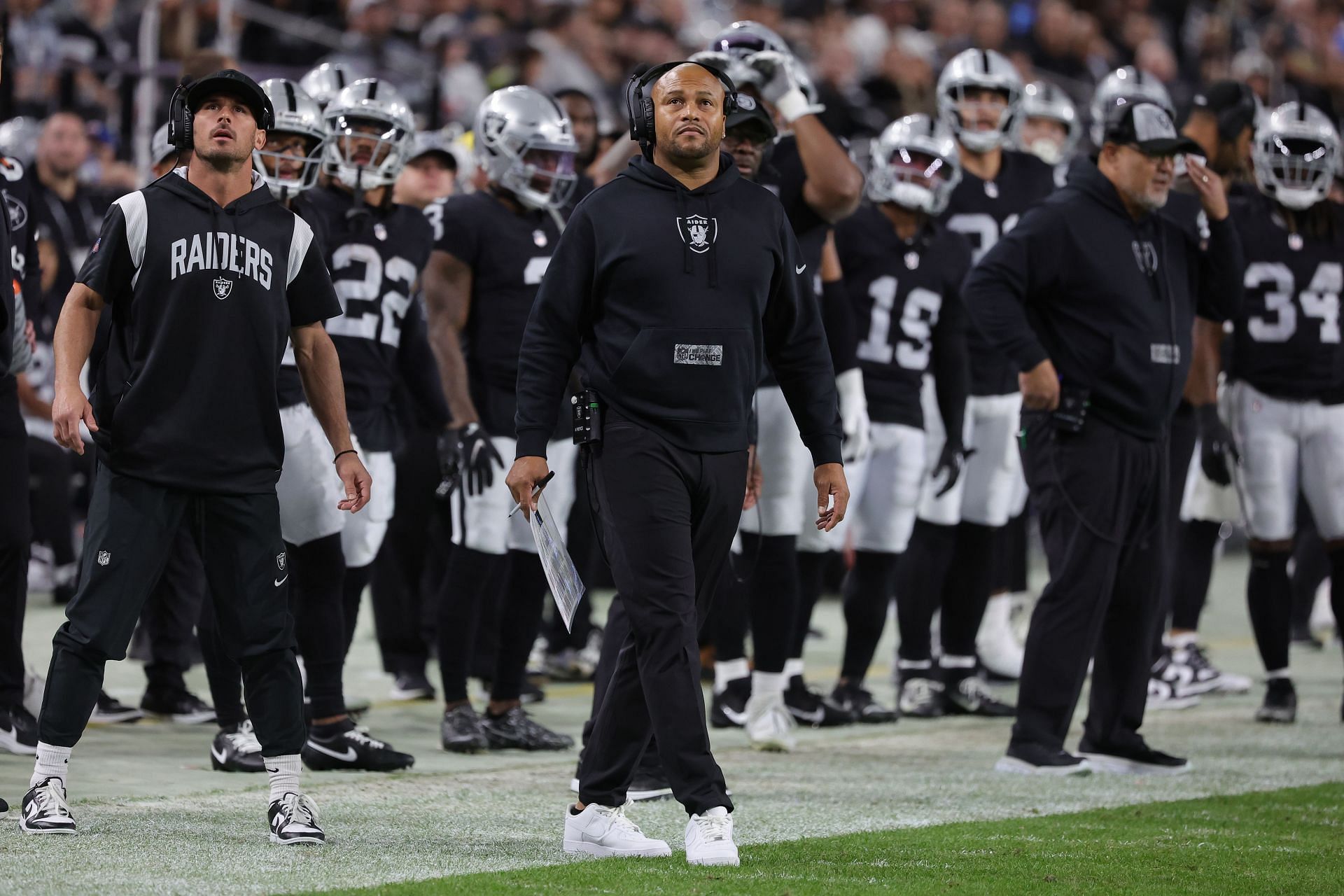 What do the Raiders need to make the playoffs? AFC West team's