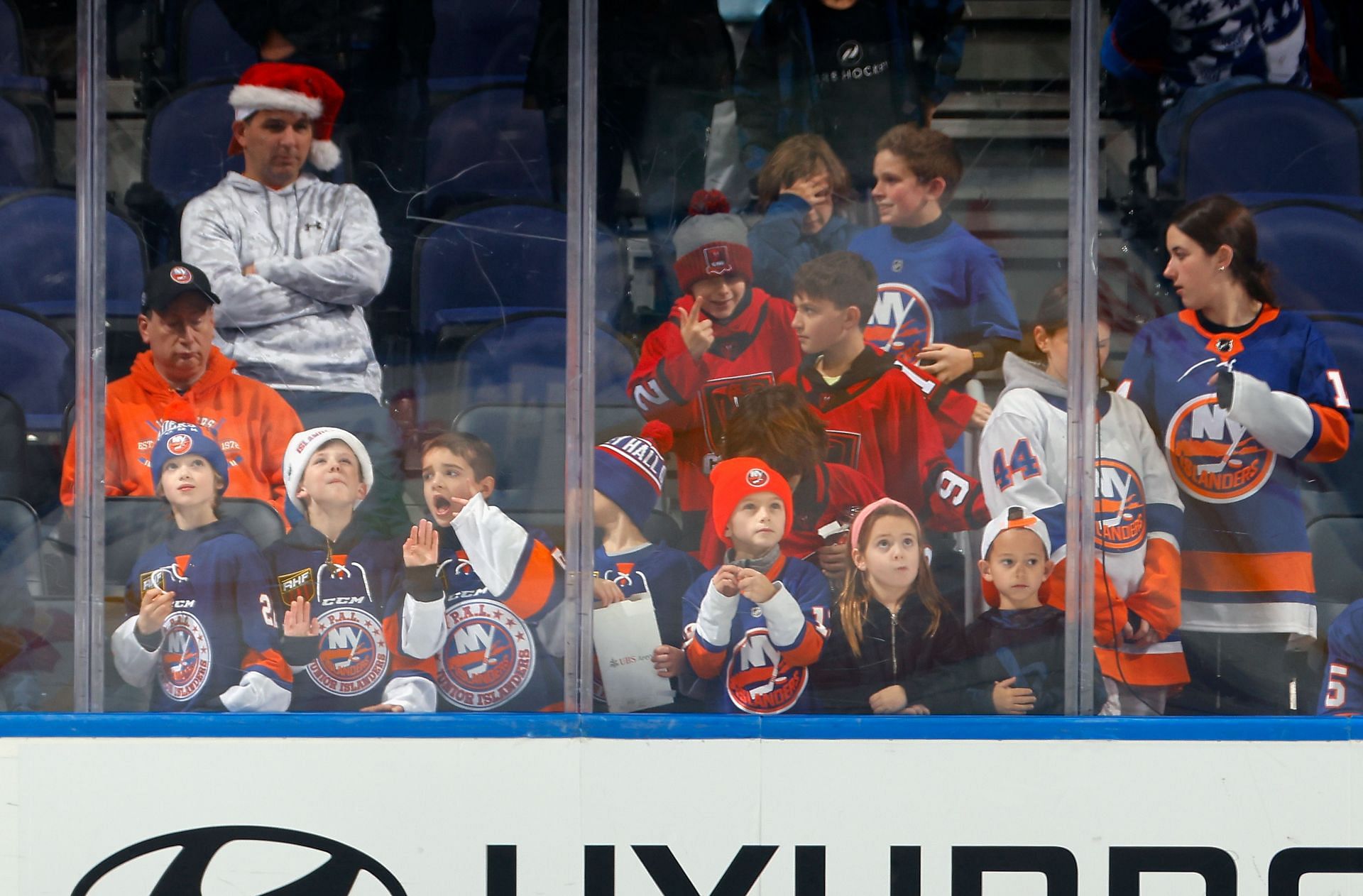 Toronto Maple Leafs v New York Islanders