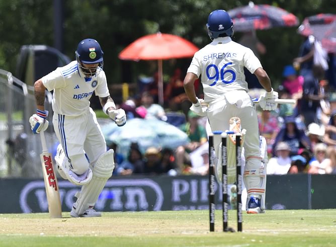 "South African bowlers bowled a bit wayward"- Sanjay Manjrekar on Virat Kohli & Shreyas Iyer's partnership on Day 1 of IND vs SA 1st Test