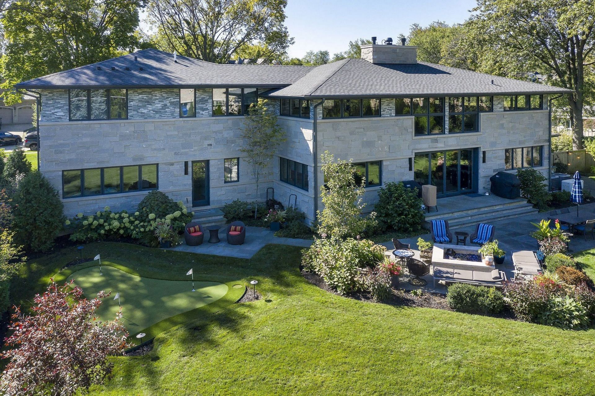 Exterior view of Dansby Swanson&#039;s Lakeview mansion