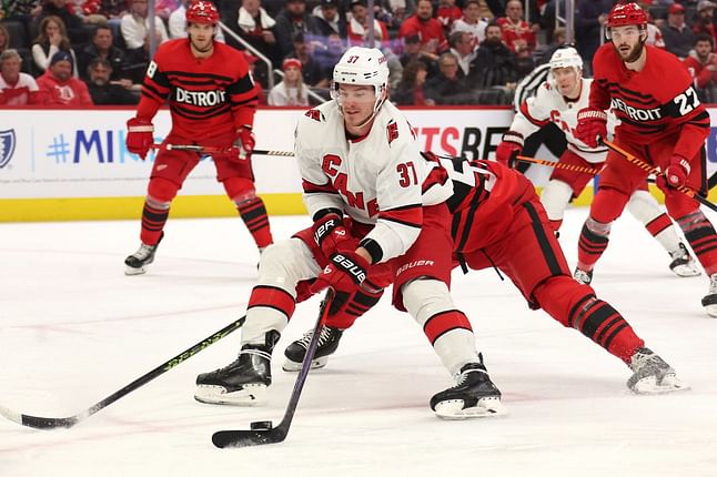 Carolina Hurricanes vs Detroit Red Wings: Game Preview, Predictions, Odds, Betting Tips & more | Dec 14th 2023