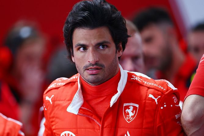 “I want to start 2024 knowing my next destination“: Carlos Sainz sets a deadline for Ferrari contract extension