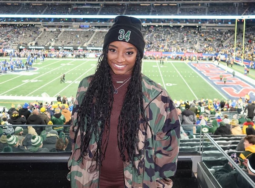 How old is Simone Biles?