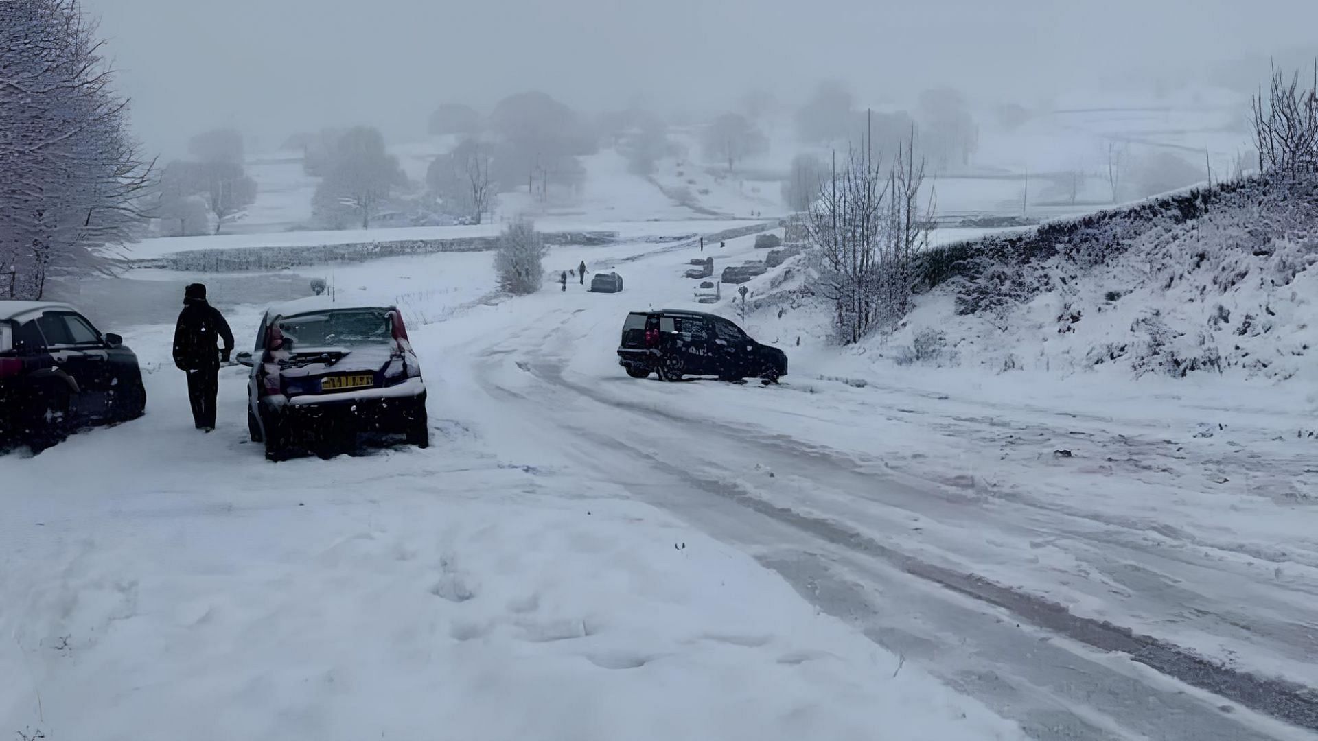 Snowfall in Cumbria (Image via X / @Perry4649479921)